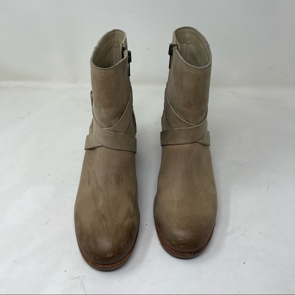 Sorel WOMEN'S CATE™ BUCKLE BOOTIE in Sand Tan size 7 - Picture 3 of 8